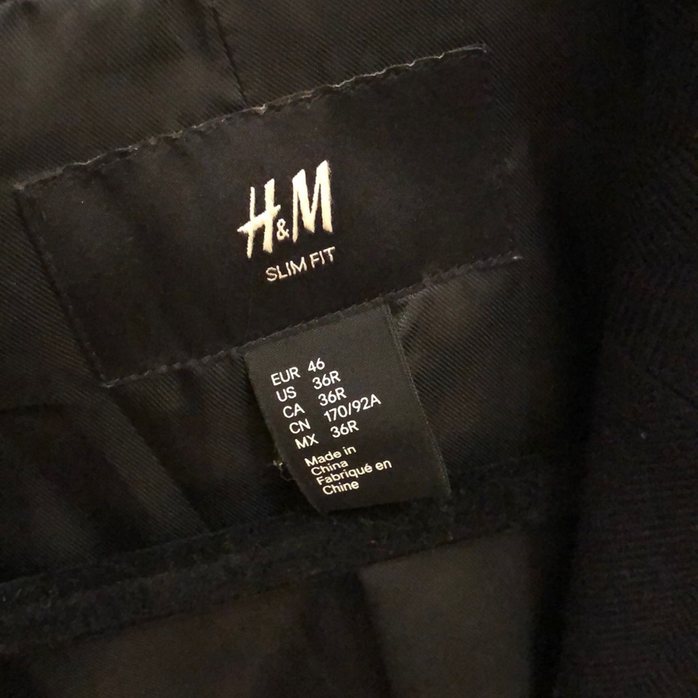 Men’s Navy Blazer - Picture 2 of 3